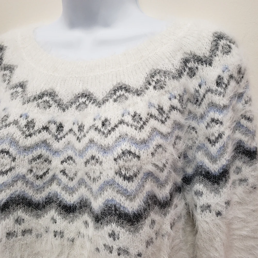 Justice Girls Soft Fuzzy Sweater Size 14/16